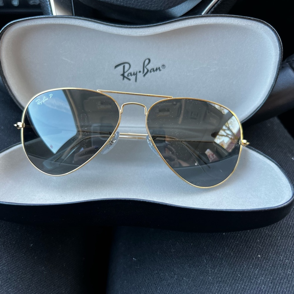 ‼️‼️‼️‼️BRAND NEW NEVER WORN‼️‼️‼️ Ray Ban polorized Sun Glasses